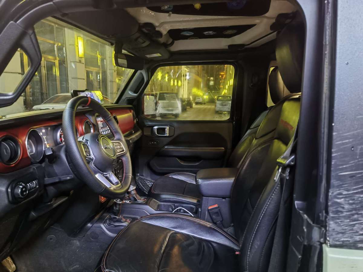 Jeep 牧馬人  2019款  2.0T Rubicon 兩門版圖片