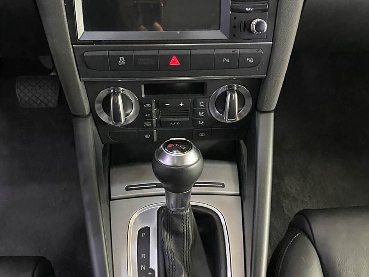 奧迪 奧迪A3  2012款 Sportback 1.4T 豪華型圖片