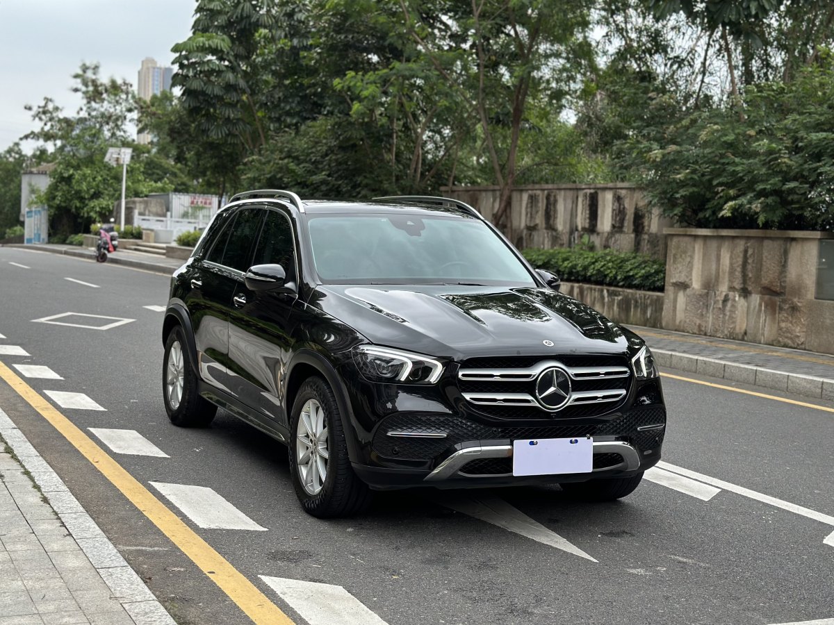 奔馳 奔馳GLE  2020款 改款 GLE 350 4MATIC 時(shí)尚型圖片