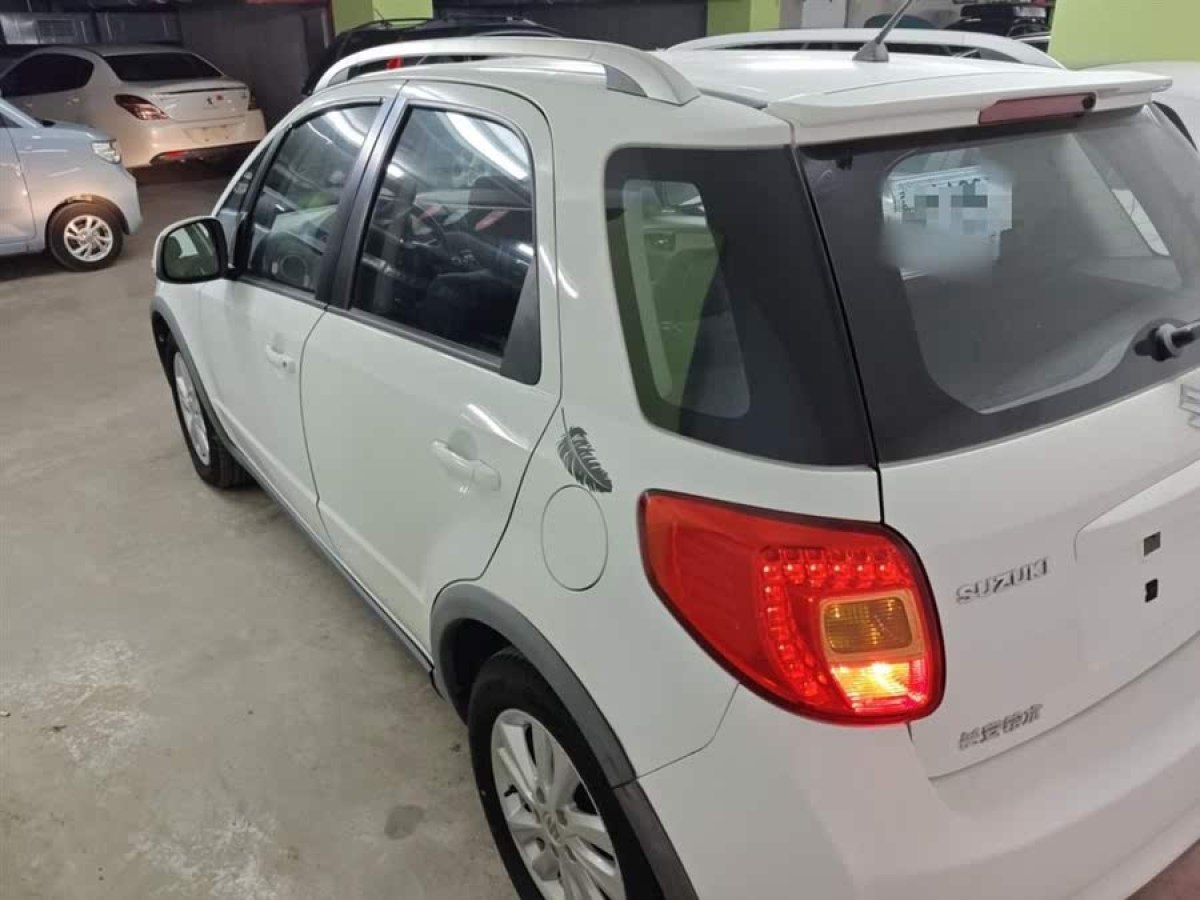 鈴木 天語 SX4  2013款 1.6L 手動(dòng)酷銳型圖片