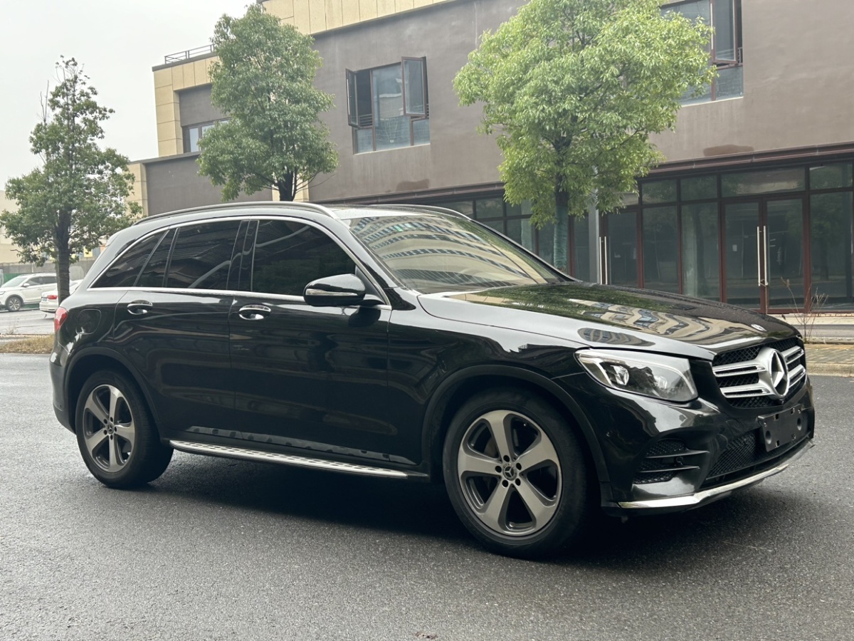 2017年9月奔馳 奔馳GLC  2017款 GLC 300 4MATIC 動感型