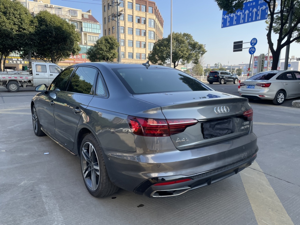 奧迪 奧迪A4L  2024款 40 TFSI 豪華動感型圖片