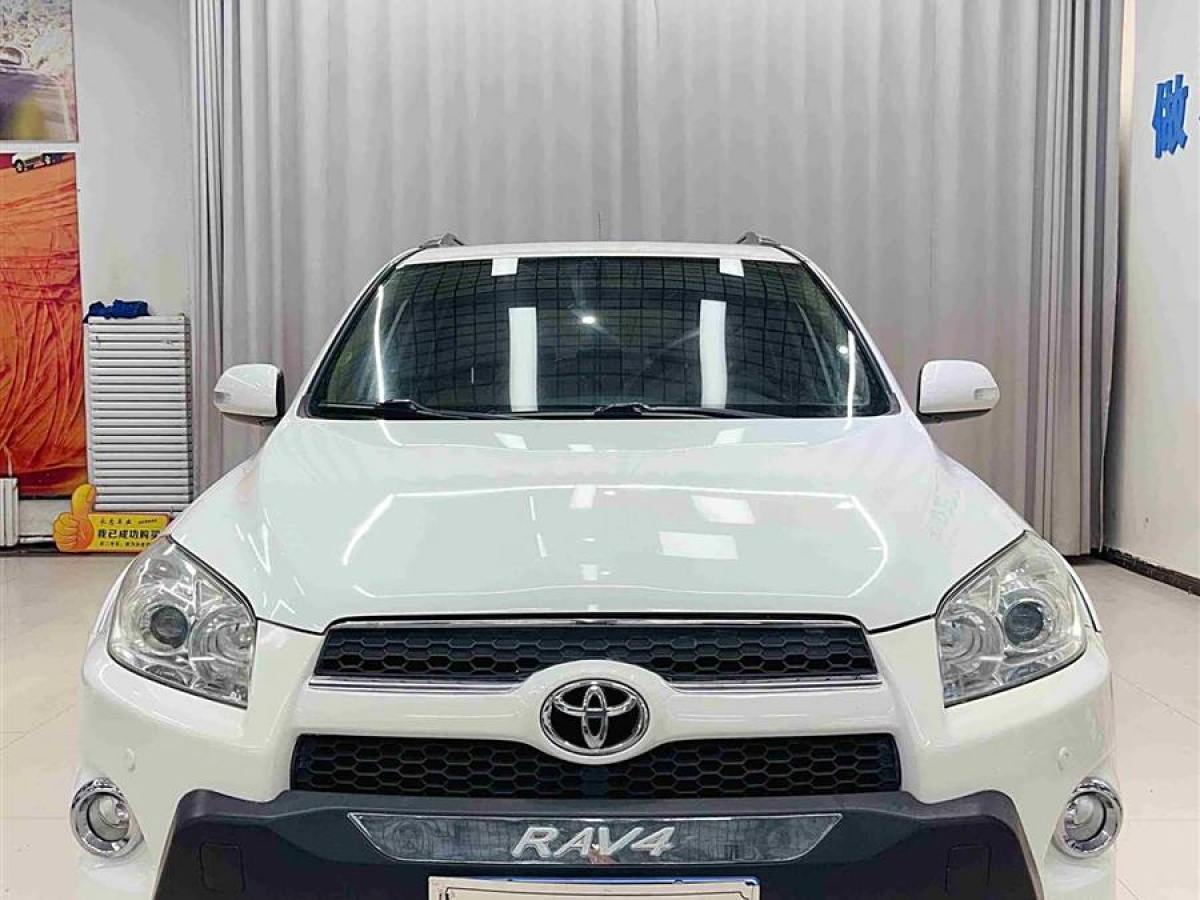 豐田 RAV4榮放  2011款 2.4L 自動四驅(qū)豪華版圖片