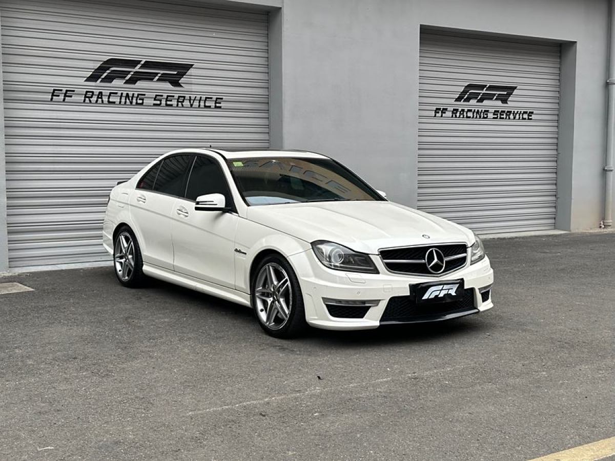 奔馳 奔馳C級AMG  2012款 AMG C 63 動(dòng)感型圖片