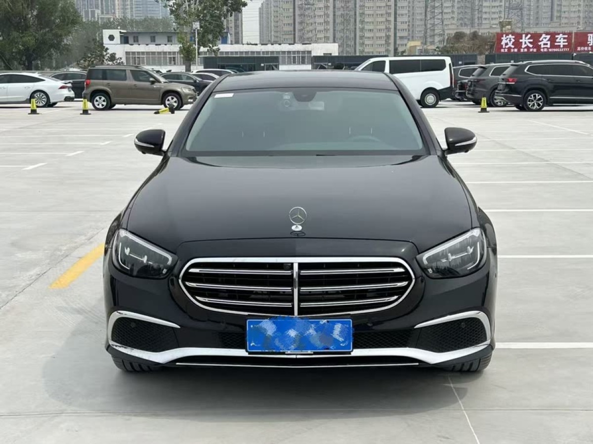 奔馳 奔馳E級(jí)  2019款 改款 E 300 L 豪華型圖片
