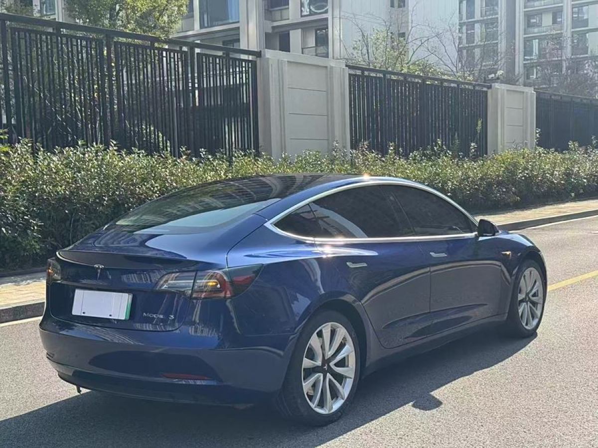 特斯拉 Model 3  2020款 改款 標準續(xù)航后驅升級版圖片