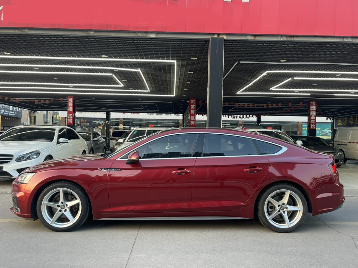 奧迪 奧迪A5  2019款 Sportback 40 TFSI 時(shí)尚型圖片