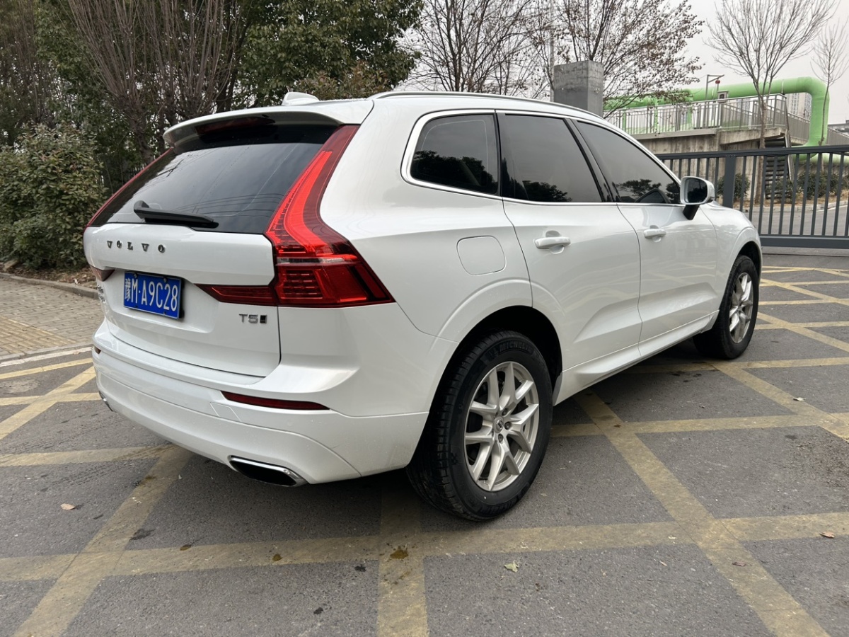 沃爾沃 XC60  2019款  T5 四驅(qū)智遠(yuǎn)版 國VI圖片