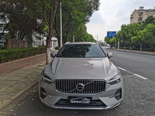 沃尔沃 XC60  2022款 B5 四驱智逸豪华版