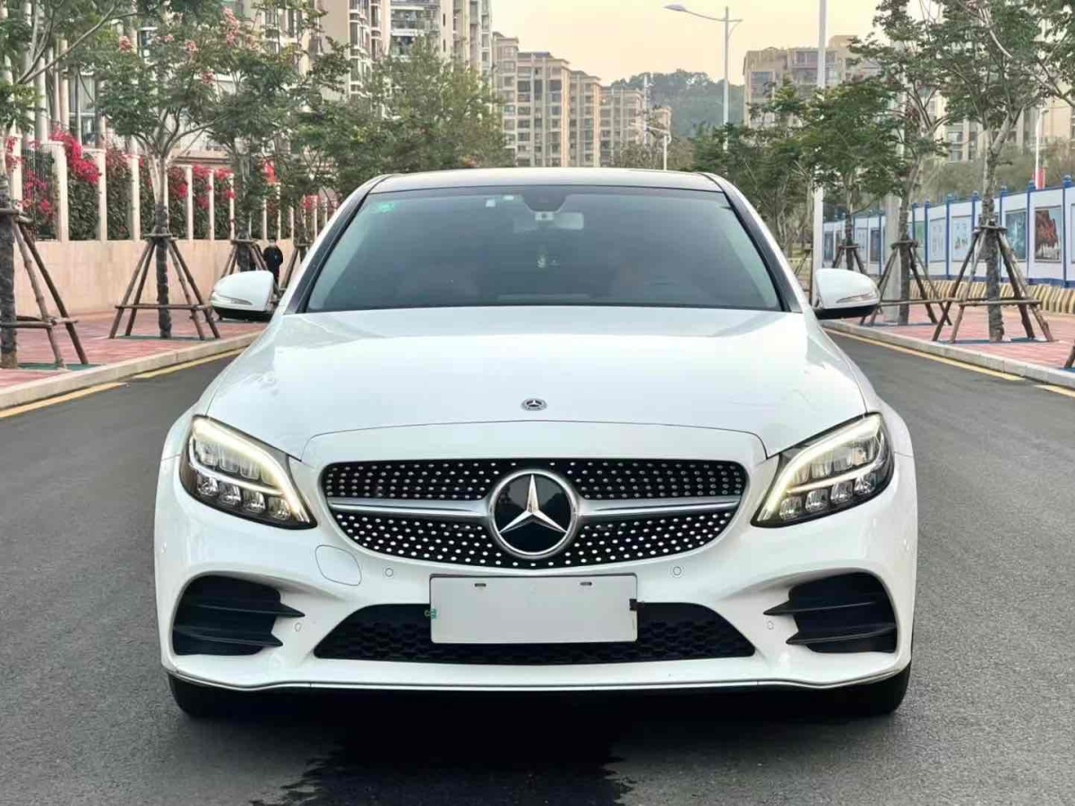 奔馳 奔馳C級  2019款 改款 C 260 L 運動版圖片