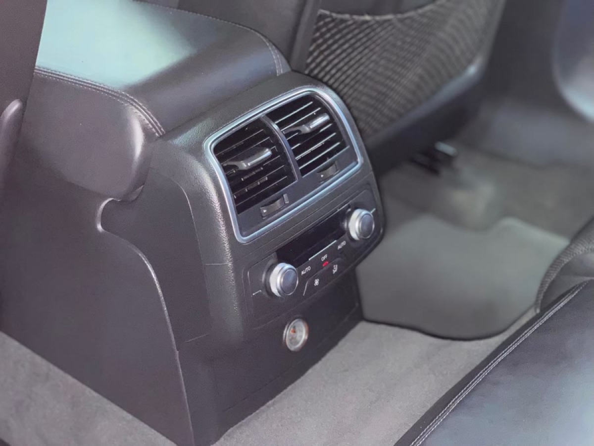 奧迪 奧迪A7  2013款 50 TFSI quattro豪華型圖片