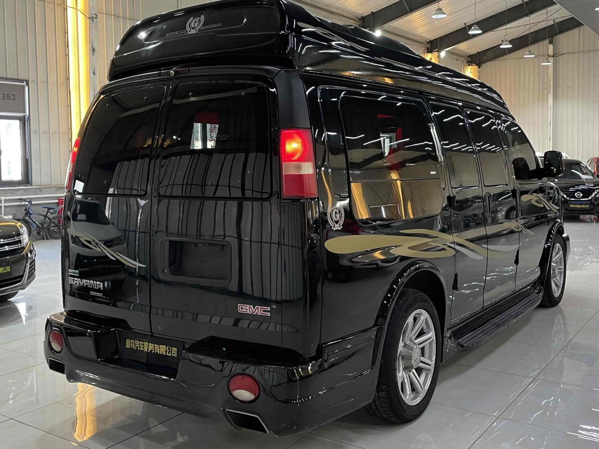 GMC SAVANA  2013款 5.3L 領(lǐng)袖版圖片