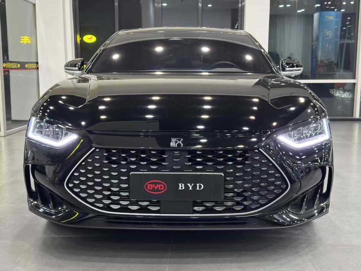 比亞迪 漢  2022款 DM-i 121KM 領(lǐng)航型圖片