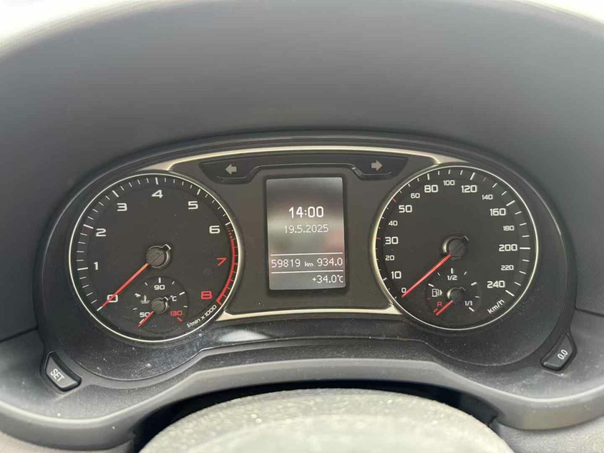 奧迪 奧迪A1  2016款 30 TFSI Sportback Design風尚版圖片
