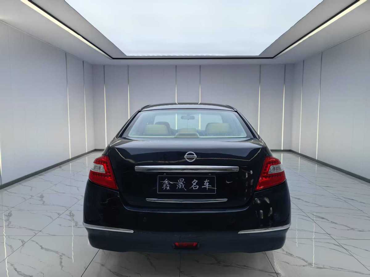 日產(chǎn) 天籟  2010款 2.5L XL周年紀(jì)念版圖片