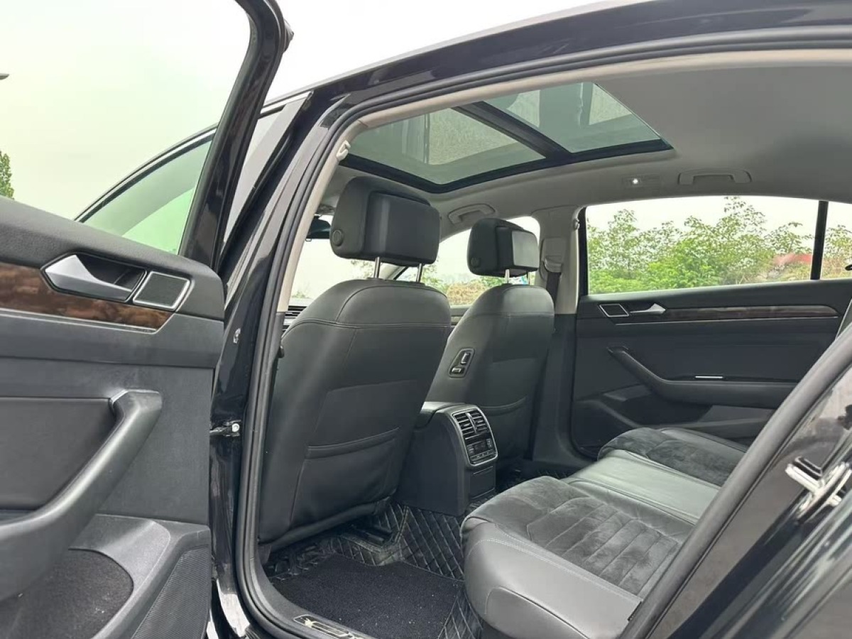 大眾 邁騰  2018款 改款 330TSI DSG 豪華型圖片