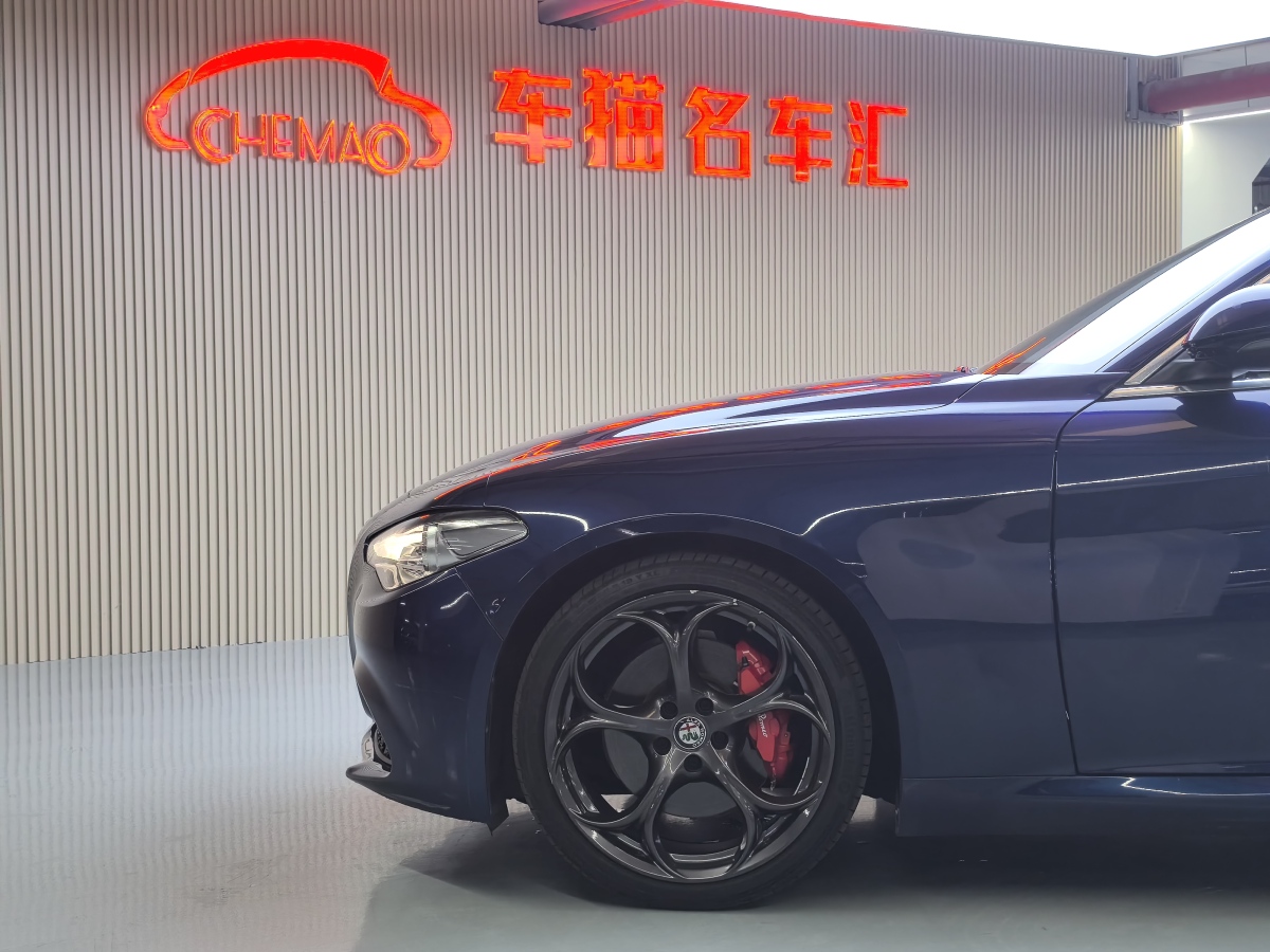 阿爾法·羅密歐 Giulia  2017款 2.0T 280HP 豪華版圖片