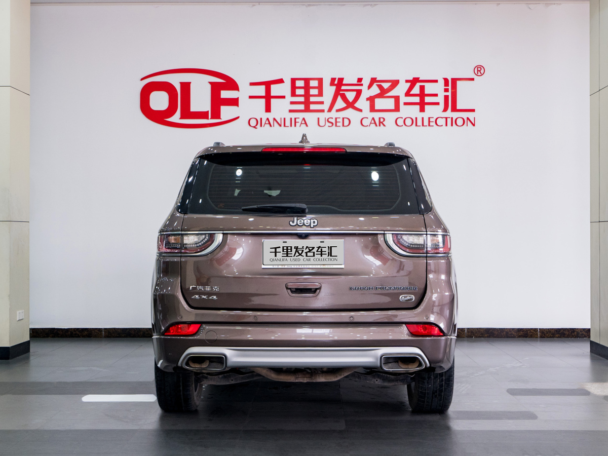 Jeep 大指揮官  2018款 2.0T 四驅(qū)智享版圖片