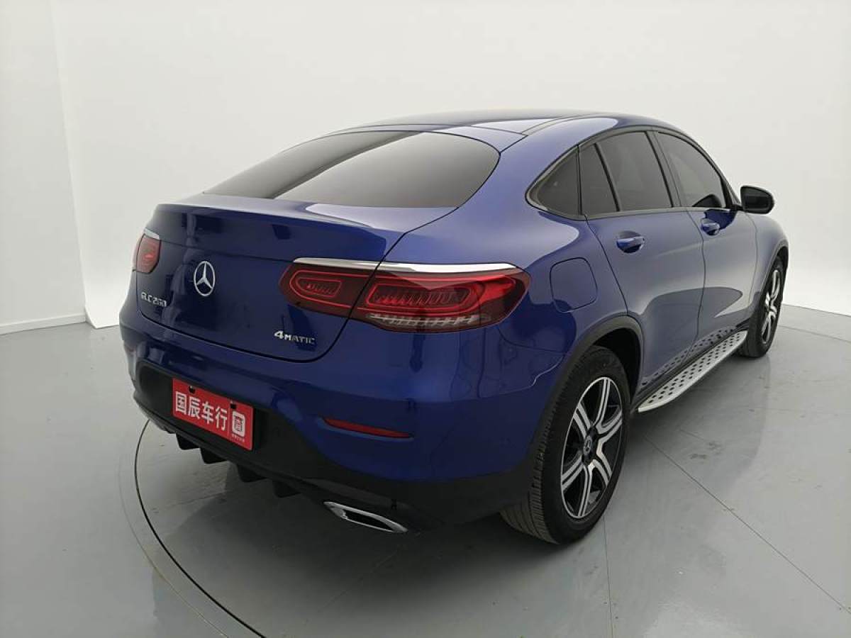 奔馳 奔馳GLC  2022款 改款 GLC 260 4MATIC 轎跑SUV圖片