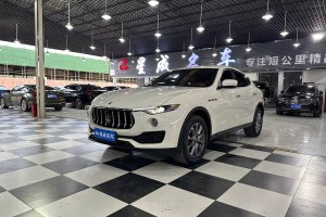 Levante 瑪莎拉蒂 3.0T 350Hp 標(biāo)準(zhǔn)版 國(guó)VI