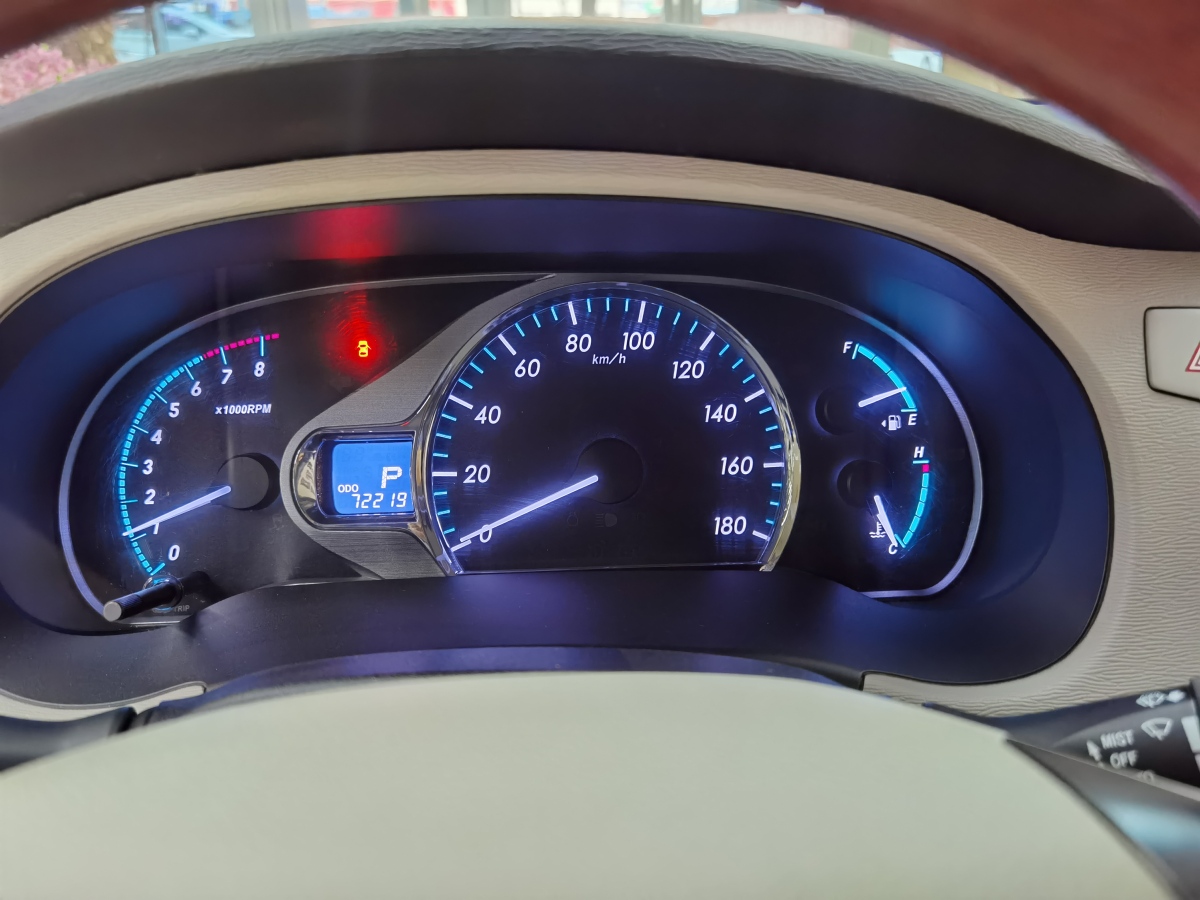 2014年2月丰田 塞纳  2013款 3.5L 四驱自动型
