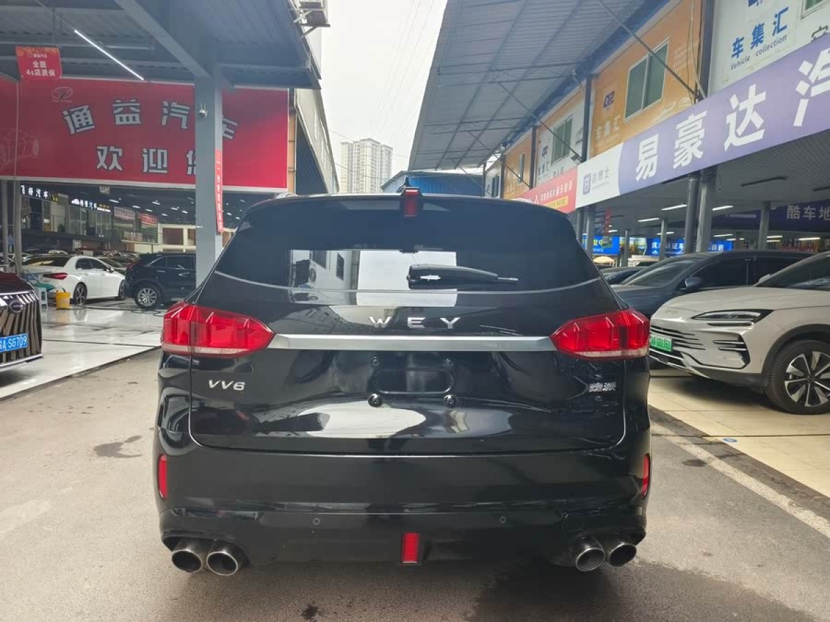 WEY VV5  2019款  升級(jí)款 2.0T 兩驅(qū)超豪型 國(guó)VI圖片