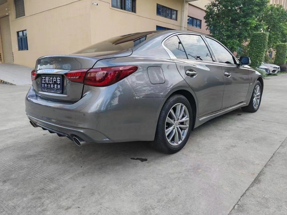 英菲尼迪 Q50L  2021款 2.0T 進(jìn)享版圖片