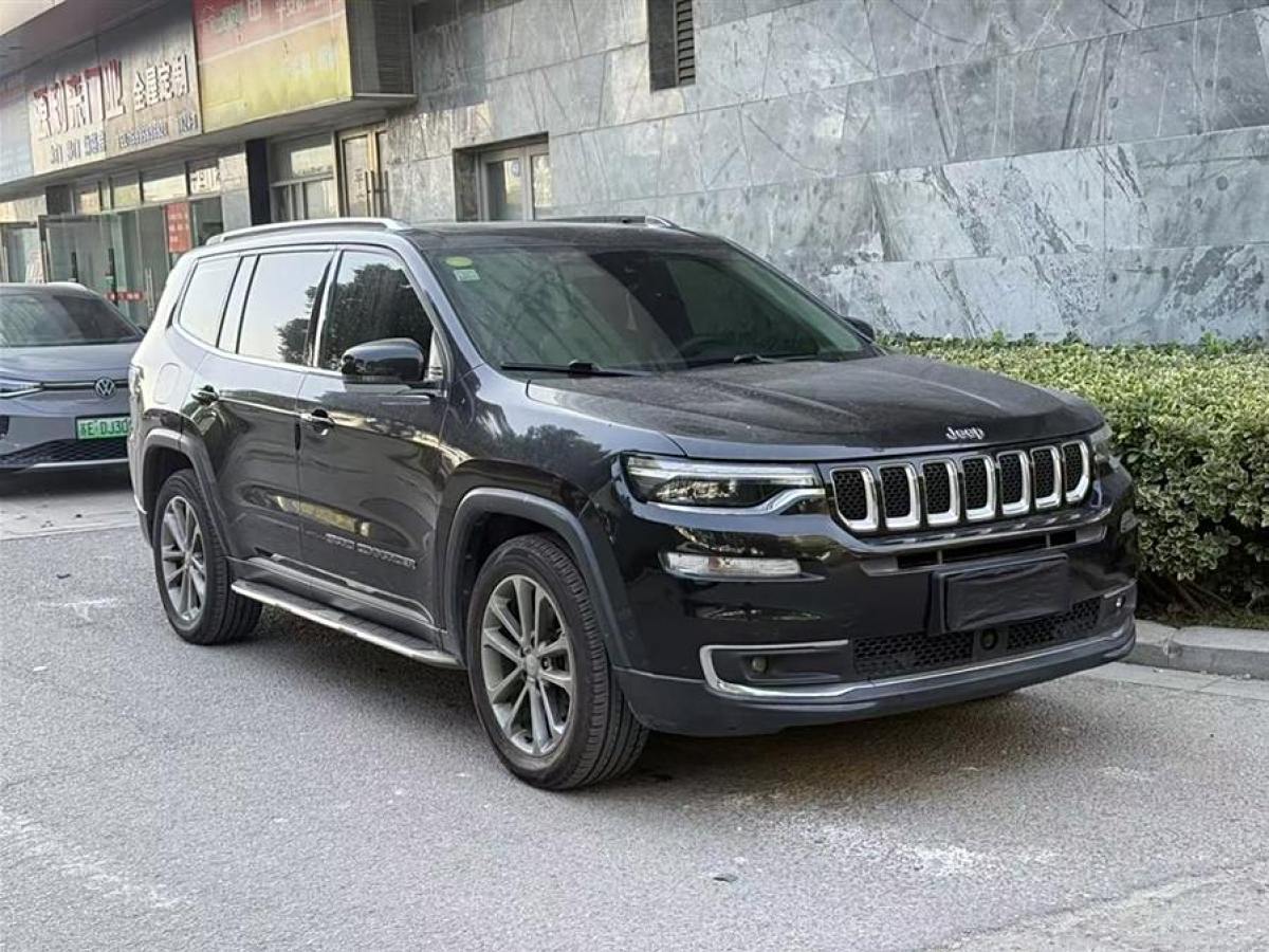 Jeep 大指揮官  2018款 2.0T 四驅(qū)尊享導(dǎo)航版 國(guó)VI圖片