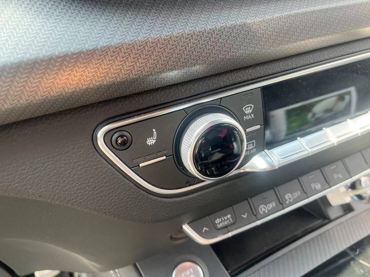 奧迪 奧迪Q5L  2024款 45 TFSI 豪華動(dòng)感型圖片