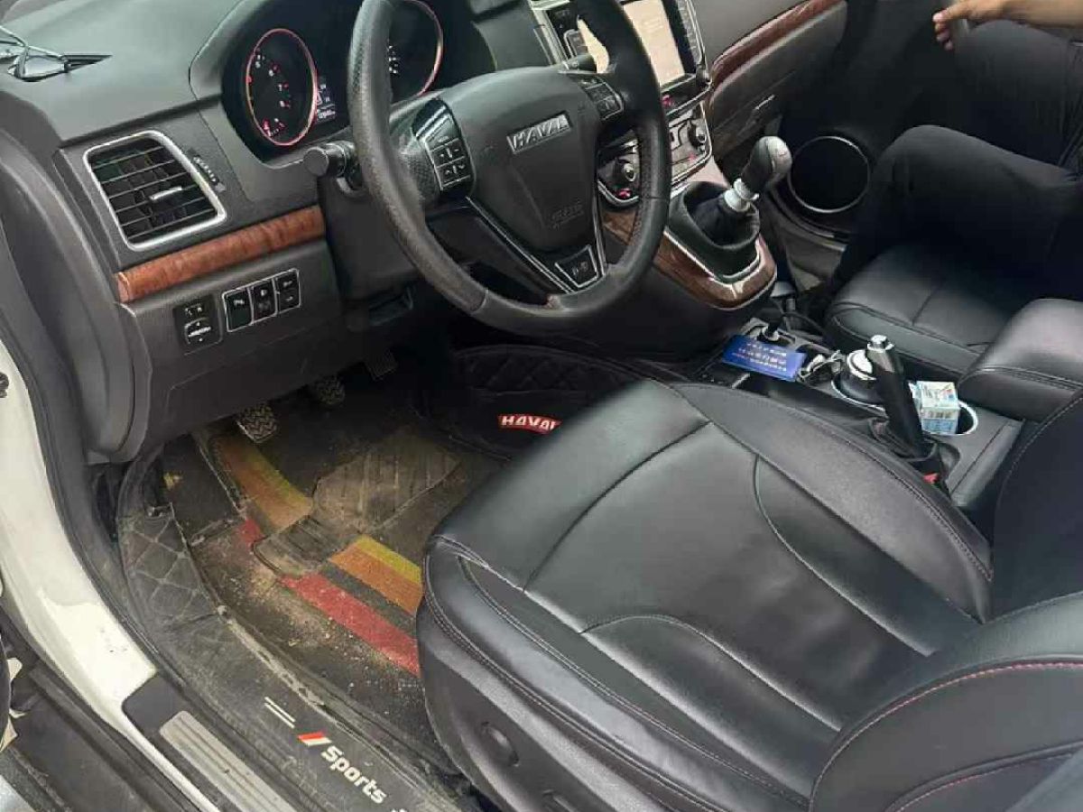 哈弗 H6  2017款 紅標(biāo)H6 COUPE 1.5T 手動(dòng)兩驅(qū)圖片