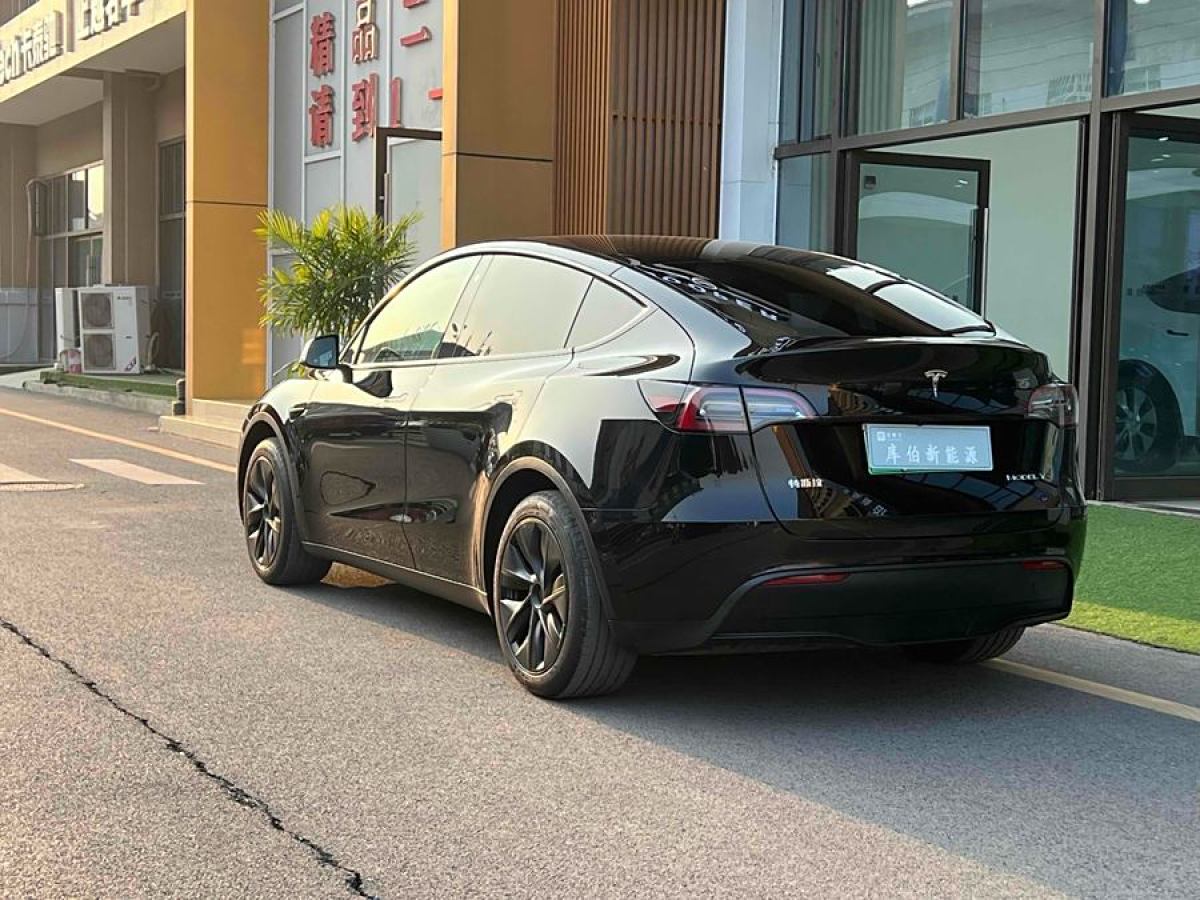 特斯拉 Model 3  2023款 煥新版 后輪驅(qū)動(dòng)圖片