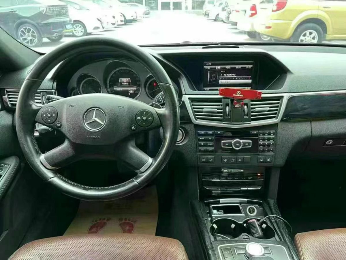 奔馳 奔馳E級  2013款 E 260 L CGI優(yōu)雅型圖片