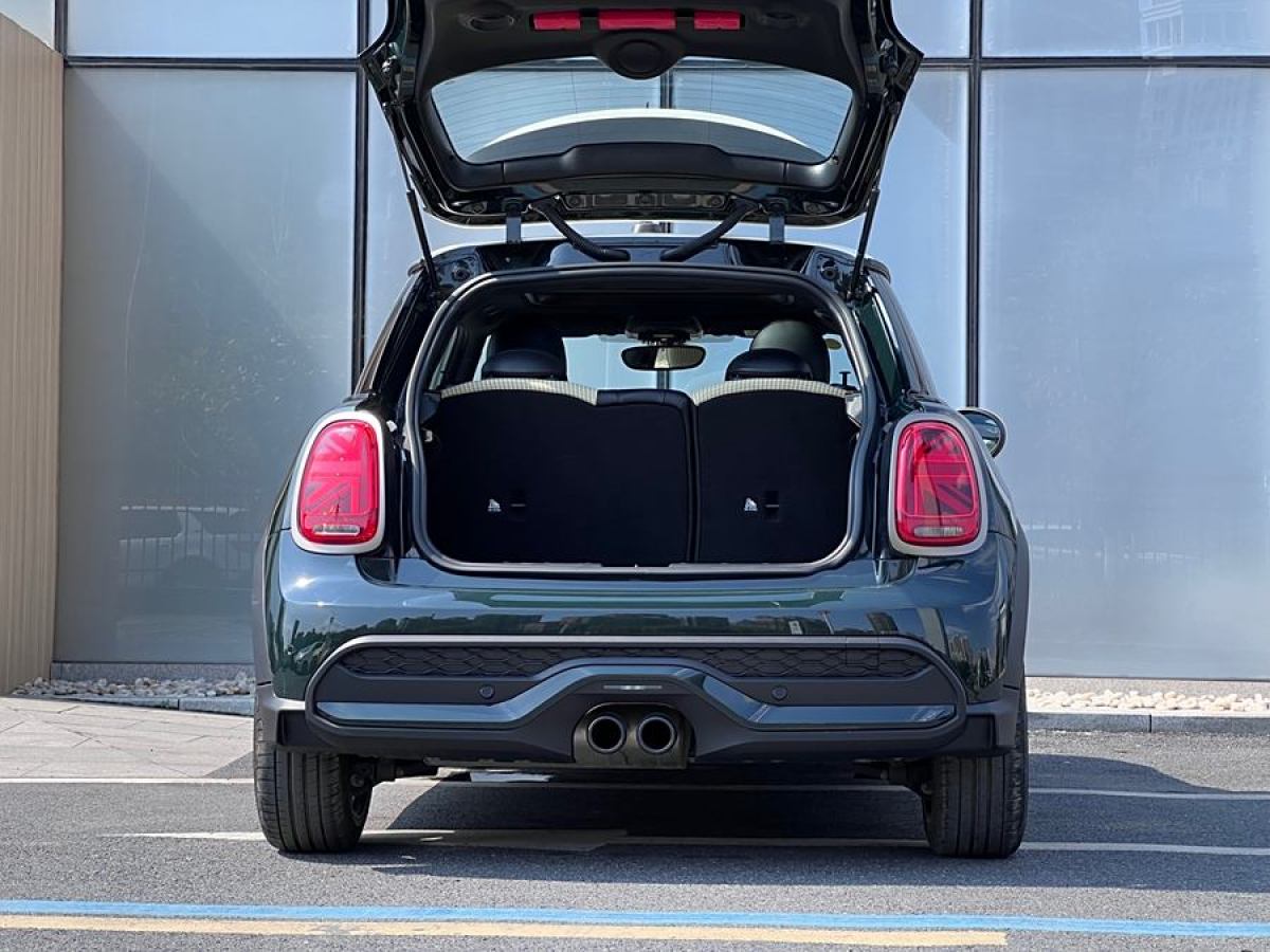 MINI MINI  2022款 2.0T COOPER S 執(zhí)迷特別版圖片