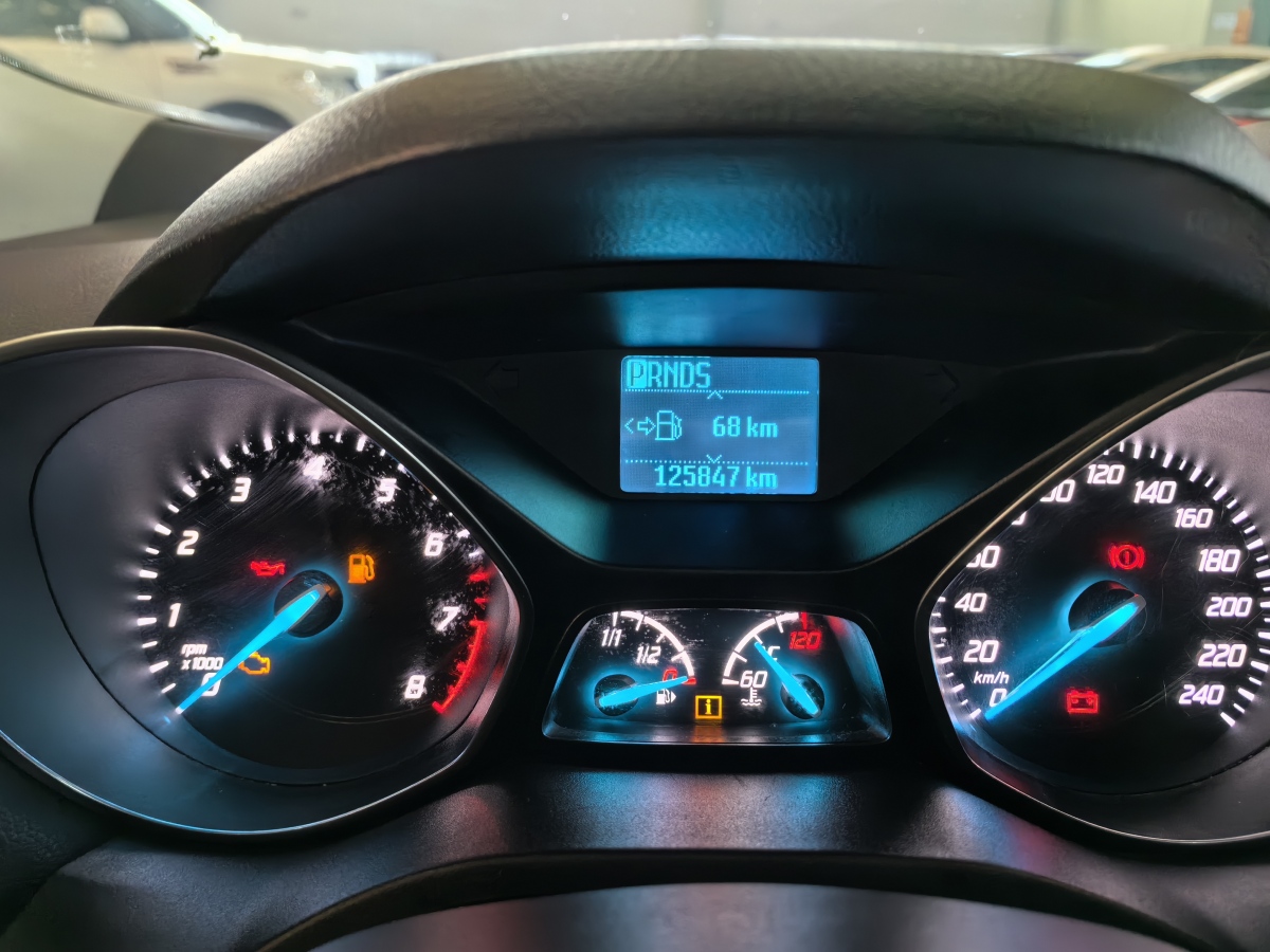 2014年2月福特 翼虎  2013款 1.6L GTDi 两驱舒适型
