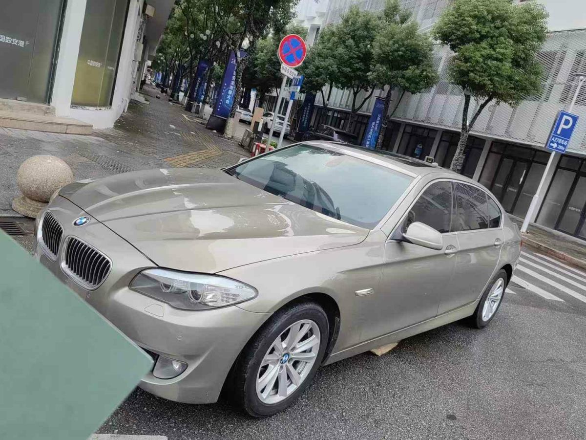 2011年1月寶馬 寶馬5系  2011款 535i xDrive 3.0T 豪華型