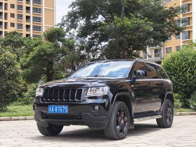 2011年5月 Jeep 大切諾基(進(jìn)口) 改款 3.6L 旗艦導(dǎo)航版圖片