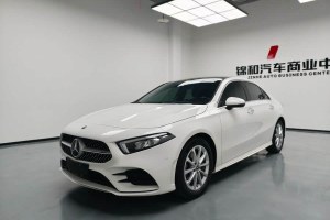 奔馳A級 奔馳 改款 A 200 L 運動轎車動感型