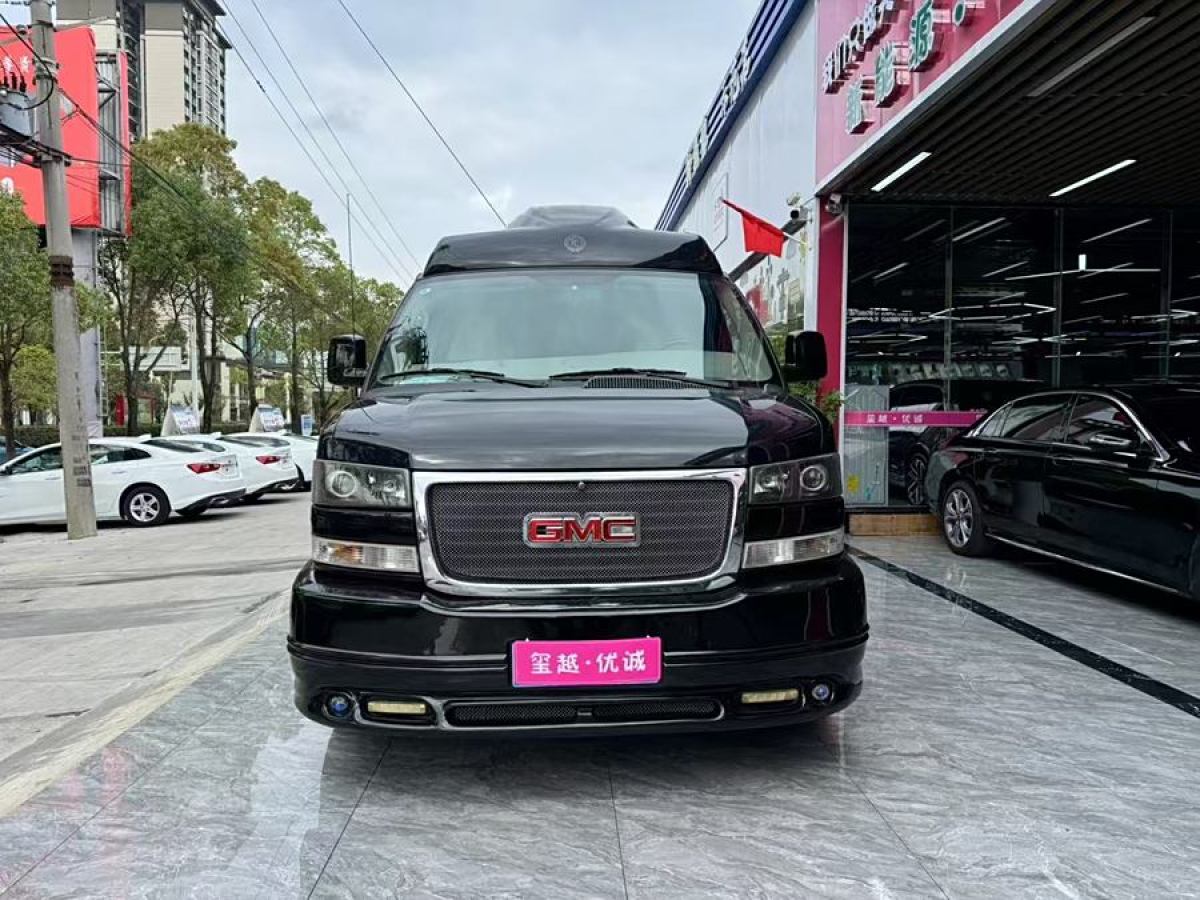 GMC SAVANA  2015款 6.0L G660L 兩驅(qū)雅尊版圖片