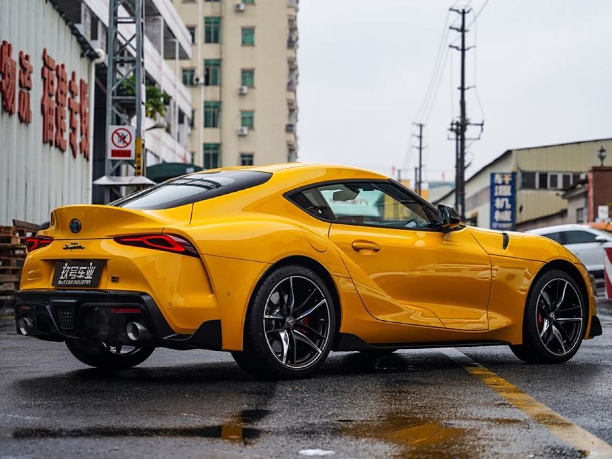 豐田 SUPRA  2022款 改款 GR SUPRA 3.0T 標(biāo)準(zhǔn)型圖片