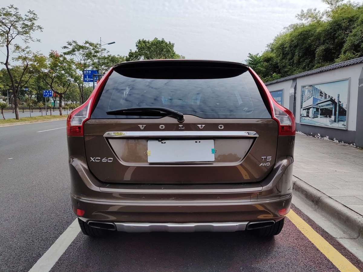 2015年8月沃爾沃 XC60  2015款 T5 AWD 智遠(yuǎn)版