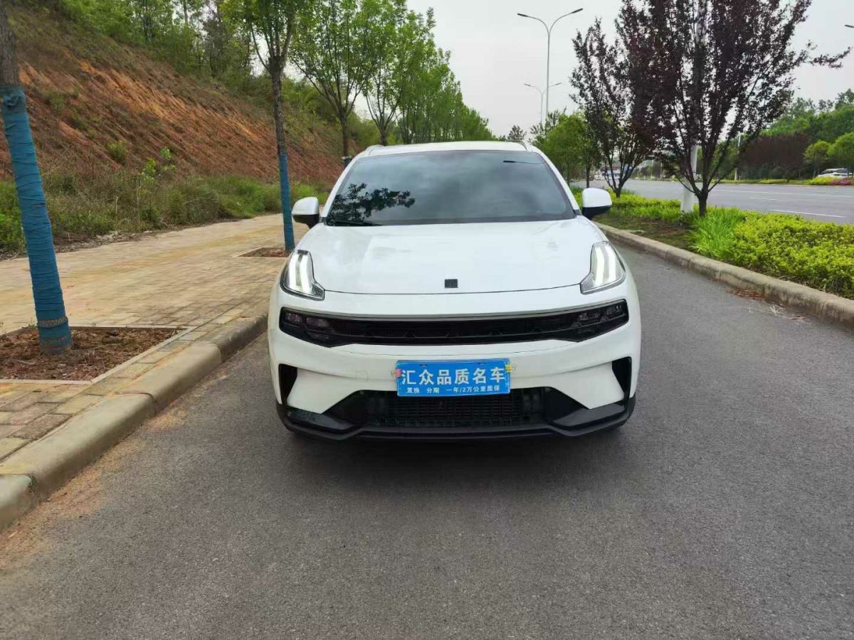 領(lǐng)克 領(lǐng)克08新能源  2023款 220km 時間限量版圖片