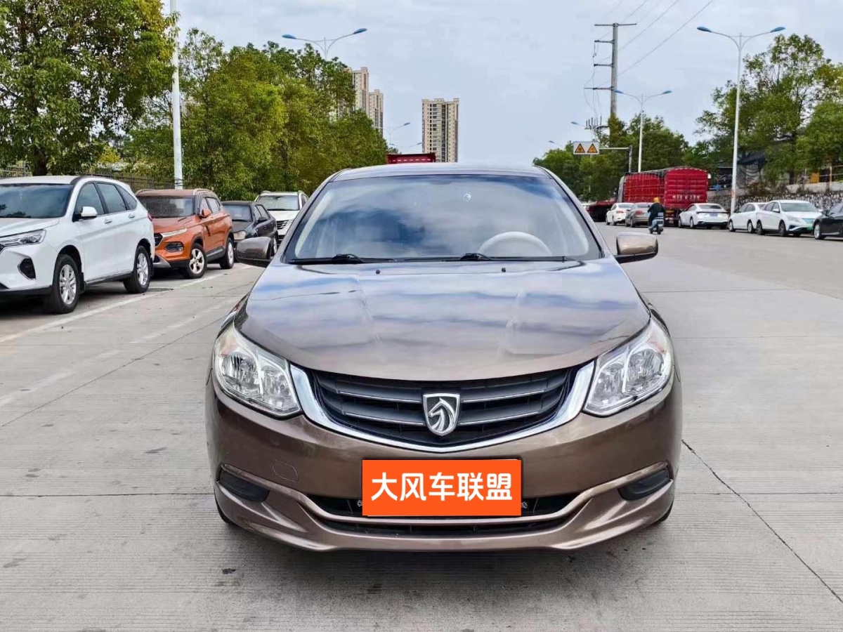 寶駿 630  2014款 1.5L 手動(dòng)標(biāo)準(zhǔn)型圖片