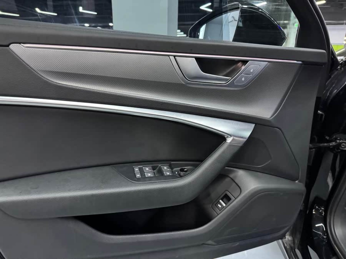 奧迪 奧迪A6L  2024款 40 TFSI 豪華動(dòng)感型圖片