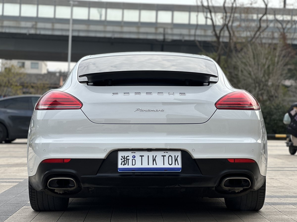 2015年2月保時(shí)捷 Panamera  2014款 Panamera 3.0T