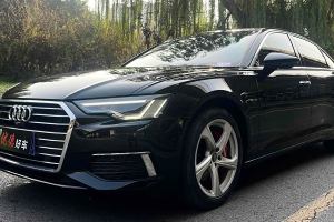 奥迪A6L 奥迪 45 TFSI quattro 臻选致雅型