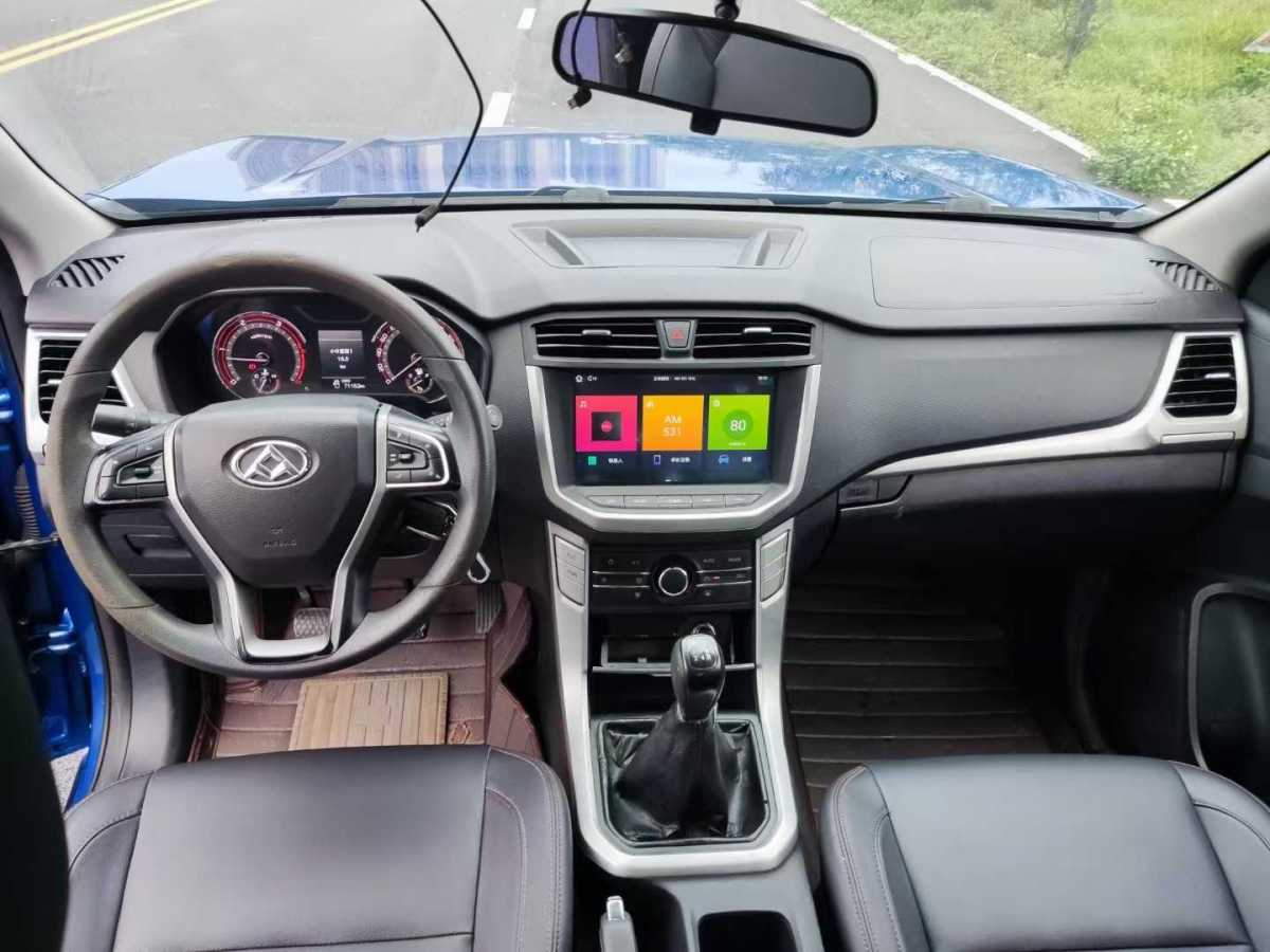 上汽大通 T60  2017款 2.8T柴油手动两驱低底盘舒适型大双排国IV图片