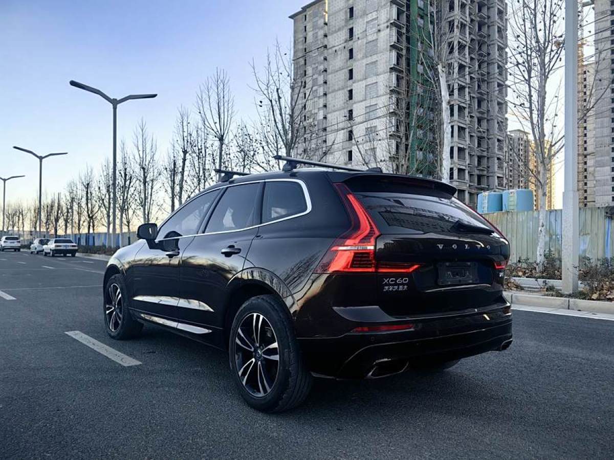 沃爾沃 XC60  2019款  T5 四驅(qū)智遠(yuǎn)版 國(guó)VI圖片