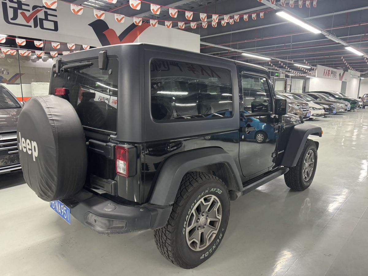 Jeep 牧馬人  2015款 3.6L Rubicon 兩門舒享版圖片