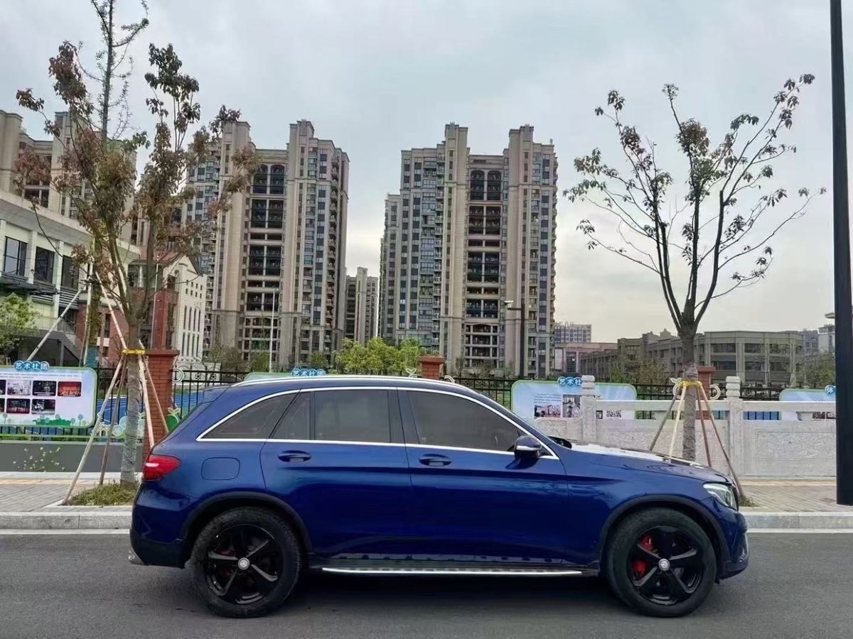 奔馳 奔馳GLC  2016款 GLC 260 4MATIC 豪華型圖片