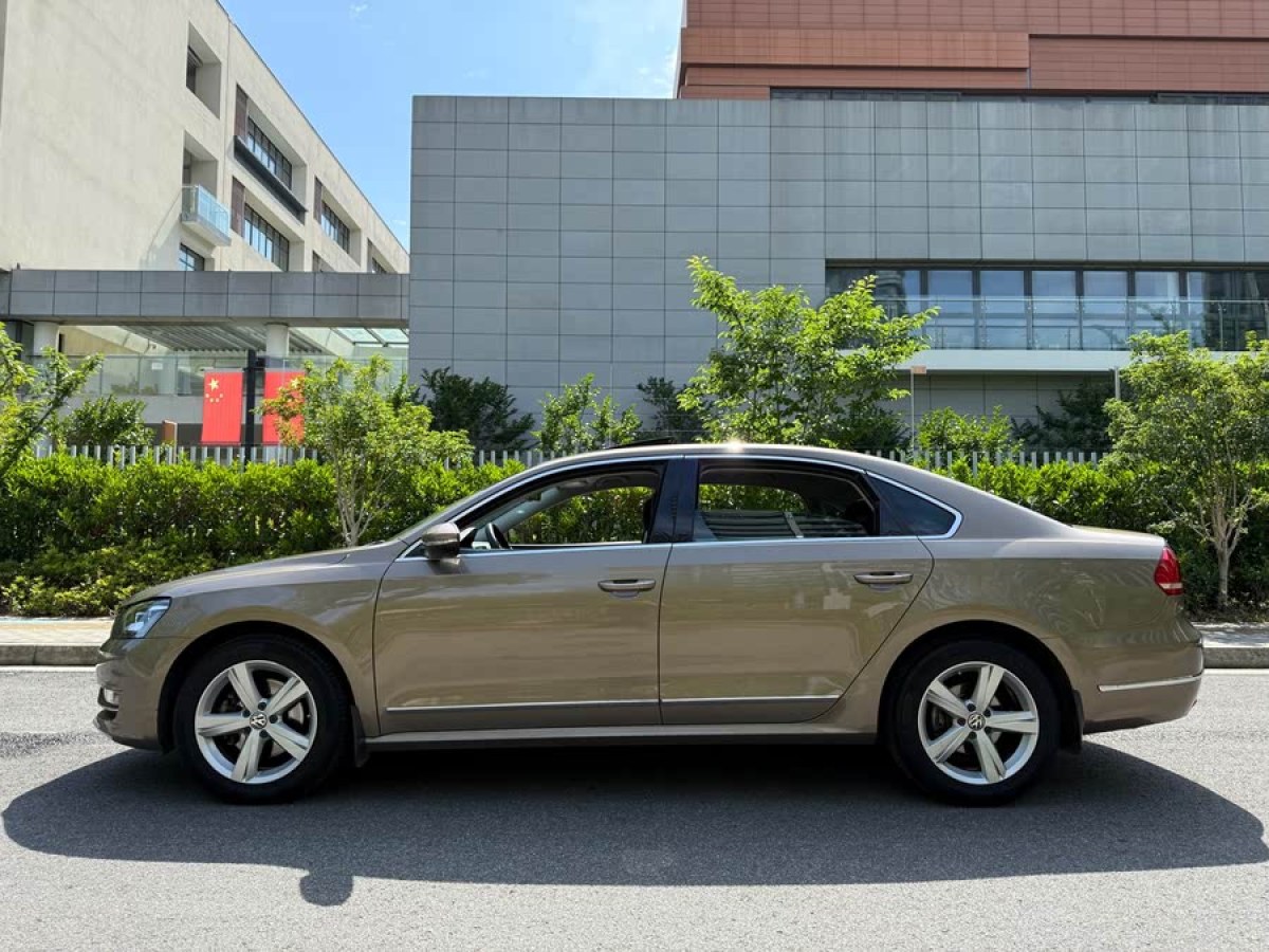 大眾 帕薩特  2015款 1.8TSI DSG御尊版圖片